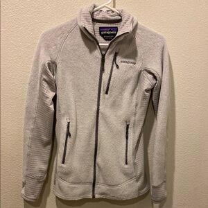 Patagonia women’s jacket extra small light gray